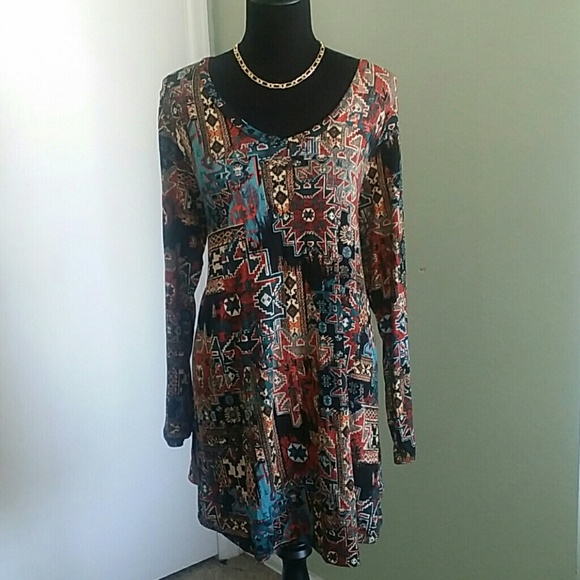 Plus size dress - Picture 2 of 4